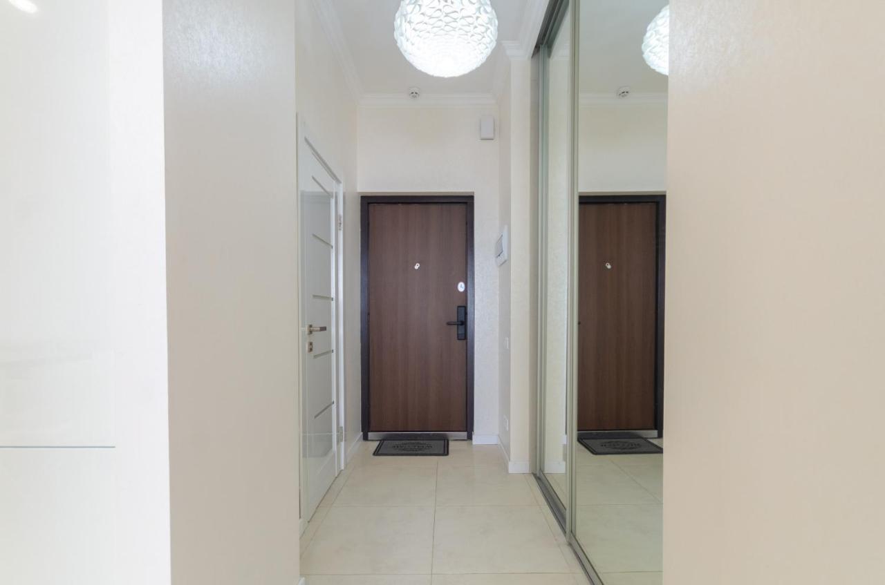 Petrovdom 197-214-182 In Cozy Apartment In Residence Complex Central Park Kiev Exterior foto
